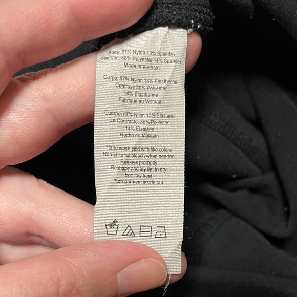 ALO Yoga Black Leggings - Picture 3 of 4